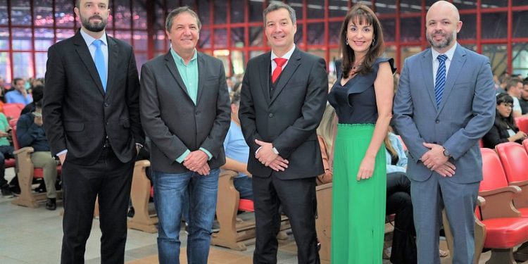 Foz do Iguaçu sedia três cursos do TCE-PR