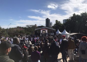 Manifestação em Foz do Iguaçu pede paz e justiça por Marcelo Arruda