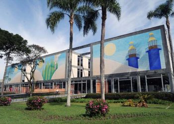 Prefeitura de Curitiba abre 905 vagas em concurso público