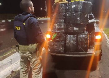 PRF apreende 300 kg de maconha na BR 277