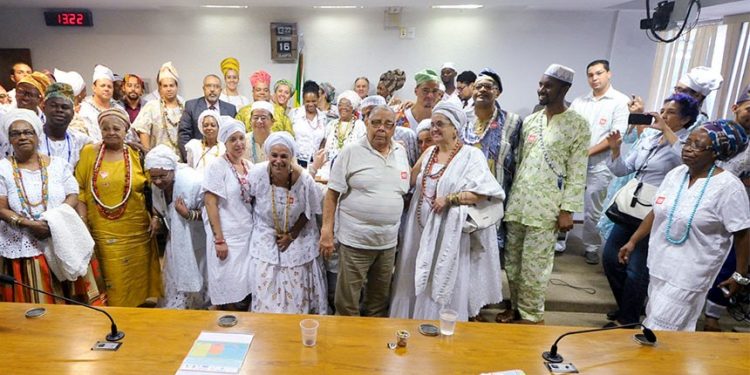 Senado aprova Dia Nacional do Candomblé
