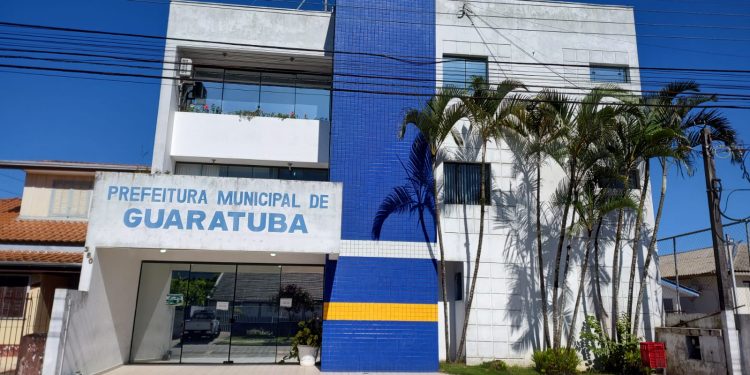 Prefeitura de Guaratuba lança edital de concurso público com 874 vagas