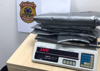 Paraguaia é presa com 3,320kg de cocaína no Aeroporto de Foz do Iguaçu
