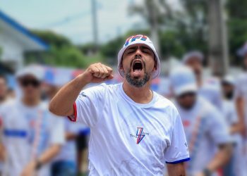 Morre presidente de torcida do Paraná Clube pisoteado por cavalo da PM