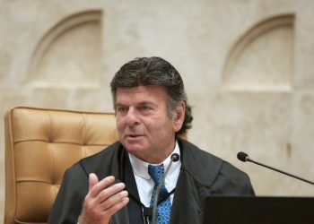 Notícias falsas causam danos irreparáveis, diz presidente do STF