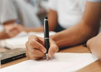 Prefeitura de Colombo abre inscrições para concurso público