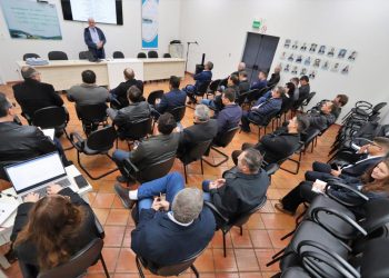 Prefeitos lindeiros alinham ações conjuntas em prol do desenvolvimento regional