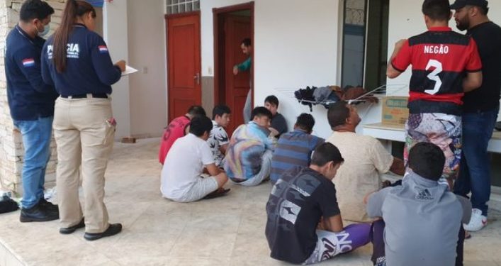 Brasileiros são presos acusados de extorsão em Cidade do Leste, no Paraguai