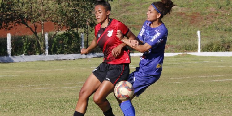 Foz do Iguaçu FC estreia com derrota no Paranaense de Futebol Feminino