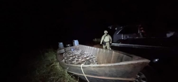 PF e COPE apreendem 1 tonelada de maconha no Lago de Itaipu