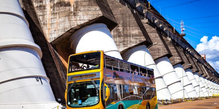 Turismo na Itaipu cresceu 93% no mês de julho