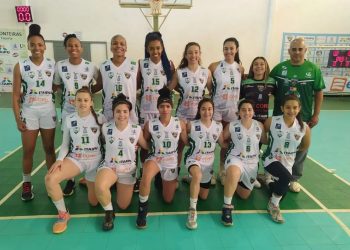 Foz Basquete mantém invencibilidade no Paranaense Adulto Feminino