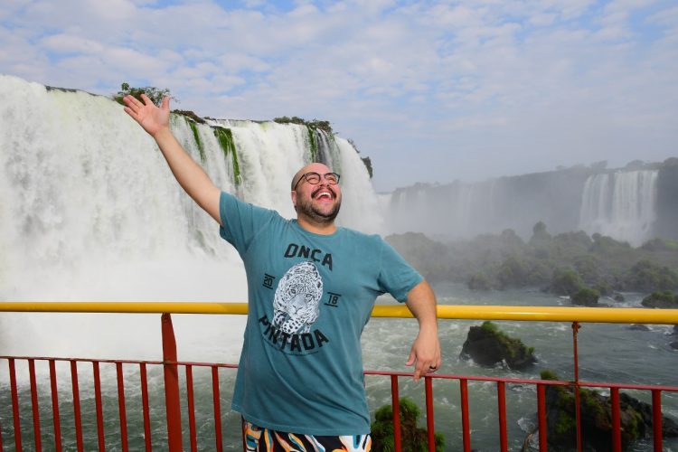 Tiago Abravanel é o mais novo apaixonado pelas experiências no Parque Nacional do Iguaçu
