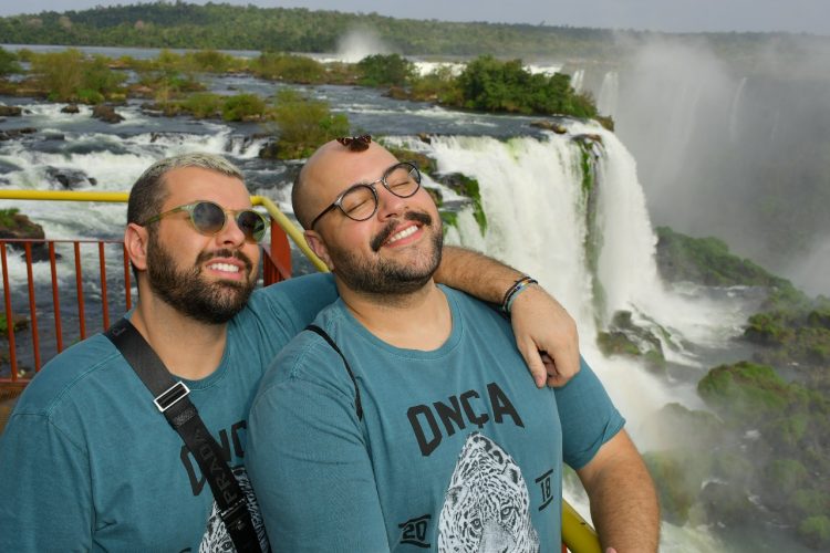 Tiago Abravanel é o mais novo apaixonado pelas experiências no Parque Nacional do Iguaçu