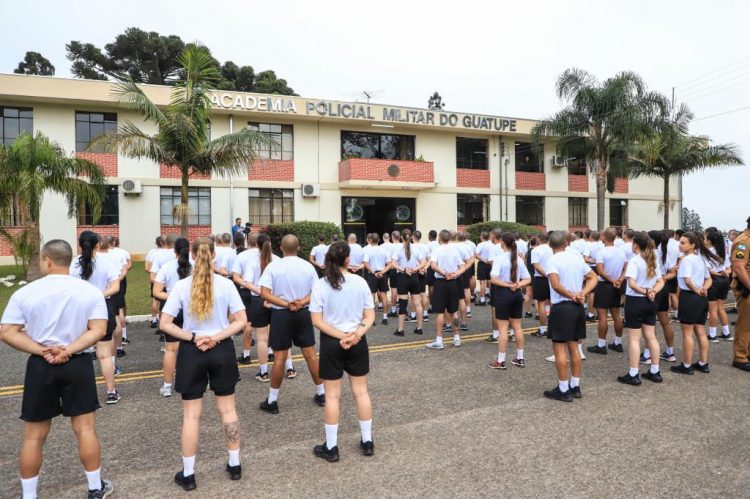 2,6 mil aprovados em concurso da PM passam pelo Curso de Formação de Praças em 24 cidades do Paraná