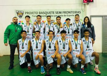 Basquete de Foz fica com o bronze no Sul-Brasileiro Sub-17 masculino