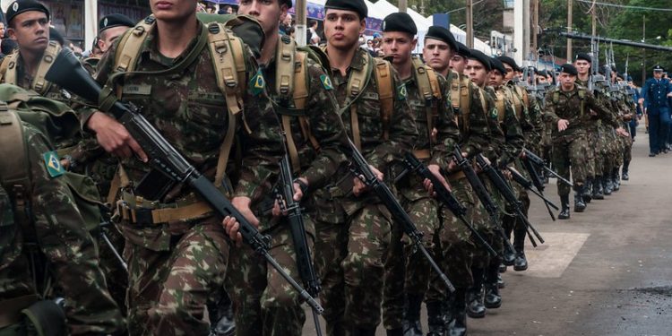 Desfile de 7 de setembro será na avenida Pedro Basso com maior participação das Forças Armadas