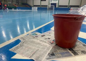 Cascavel Futsal cobra autoridades devido a goteiras no Ginásio da Neva