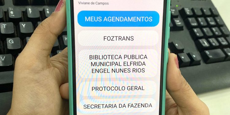 Atendimento na Secretaria da Fazenda pode ser agendado no aplicativo 156 Foz