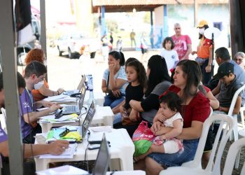 Crianças iguaçuenses recebem atendimento médico gratuito na Vila Sertões