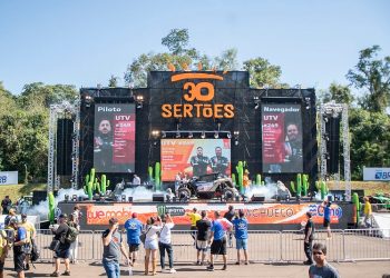 Preparação para a largada do Rally dos Sertões em Foz do Iguaçu aumenta o ânimo dos pilotos para a competição