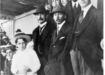 História de Santos Dumont com as Cataratas vence concurso na cidade natal do inventor do avião