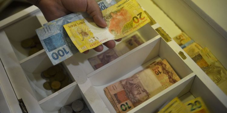Arrecadação da Receita Federal ultrapassa R$ 202,5 bilhões em julho