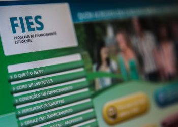 Inscrições para o Fies do segundo semestre terminam hoje