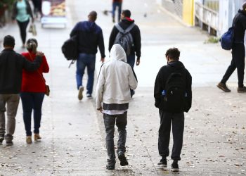 Frente fria deve derrubar termômetros no Sul