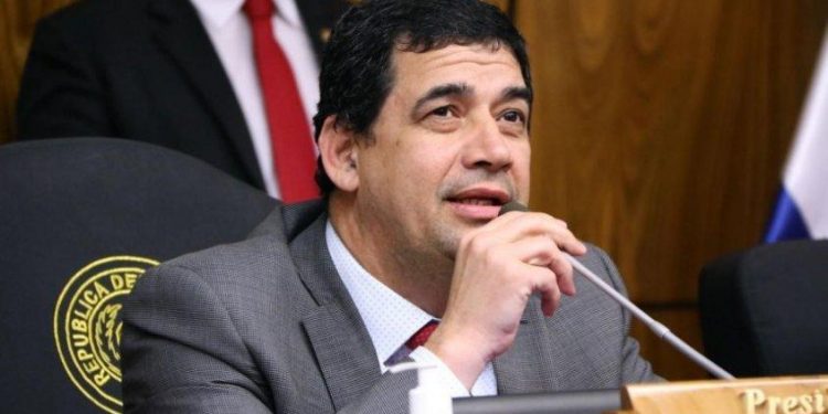 Vice-presidente do Paraguai diz que vai renunciar ao cargo