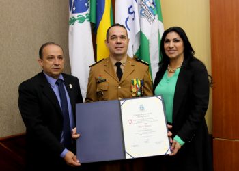 Tenente-coronel Davies, da PM, é o mais novo cidadão honorário de Foz do Iguaçu