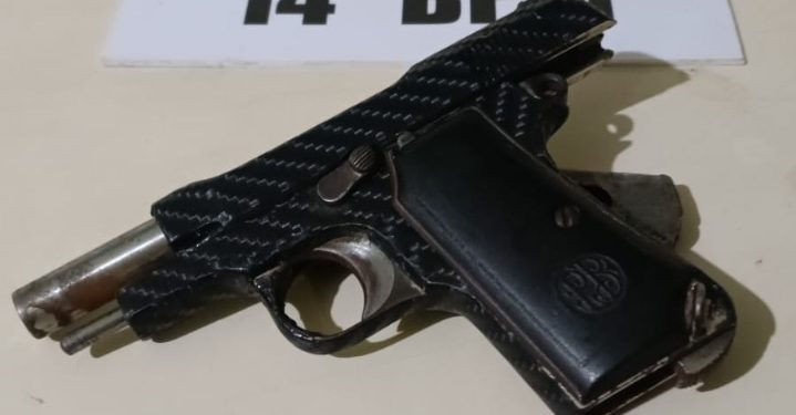 Homem é preso com pistola 380 na Vila Borges