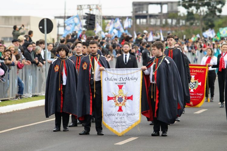 Imagens do desfile pelos 200 anos de Independência do Brasil