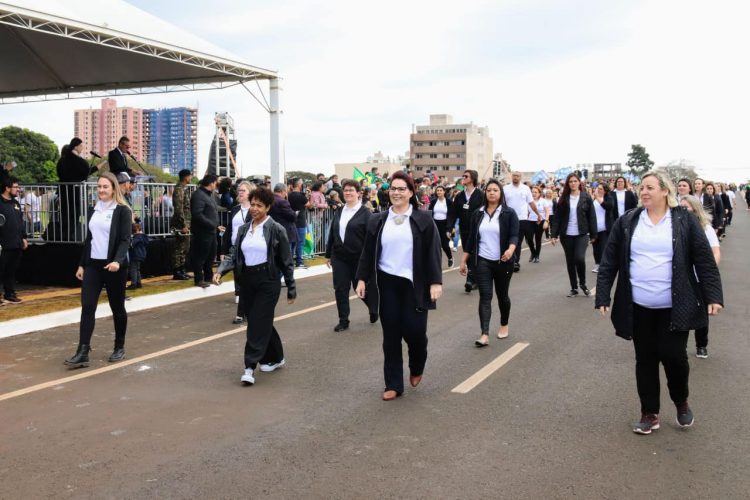 Imagens do desfile pelos 200 anos de Independência do Brasil