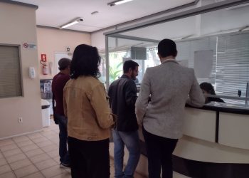 Protocolado pedido de afastamento do prefeito Chico Brasileiro