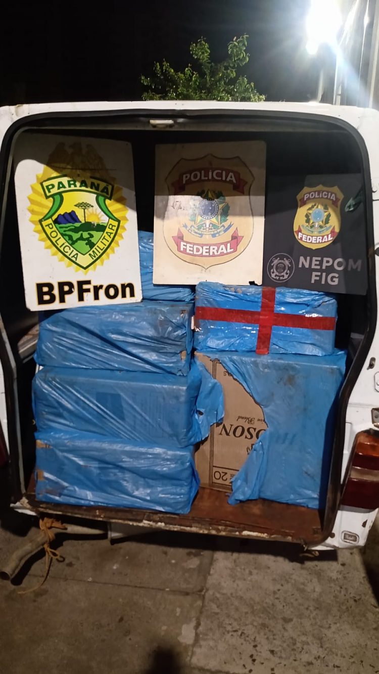 Cigarros contrabandeados são apreendidos no Lago de Itaipu