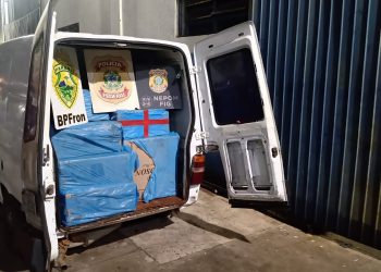 Cigarros contrabandeados são apreendidos no Lago de Itaipu