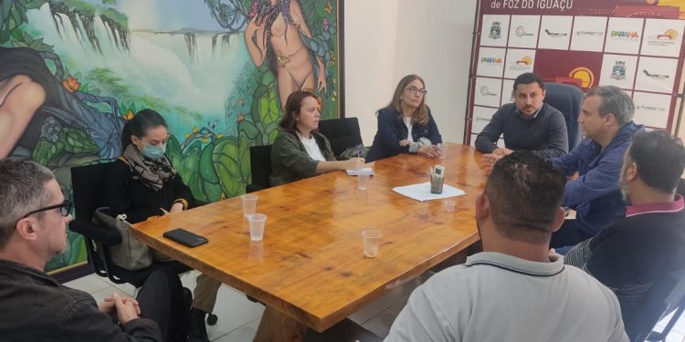 Equipe do Governo do Estado faz visita técnica para tratar da construção do museu internacional