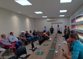 SindiFoz recebe ANTT para novo plano de transporte de cargas entre Tríplice Fronteira