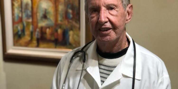 Nota de falecimento do Dr. Antonio Roberto Fava