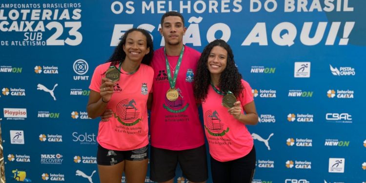 Atleta iguaçuense é campeão brasileiro sub-23 de atletismo