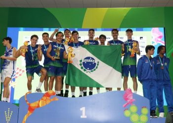 Equipes de basquete do Paraná são campeãs dos Jogos da Juventude com atletas de Foz