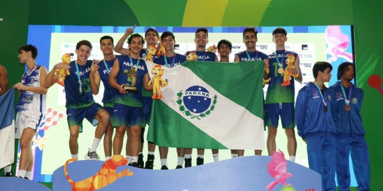 Equipes de basquete do Paraná são campeãs dos Jogos da Juventude com atletas de Foz