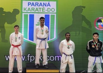 Em Cascavel, equipe de Karatê de Foz conquista 34 medalhas no Paranaense