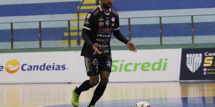 Foz Cataratas é goleado na Série Ouro e cai uma posição na tabela de classificação