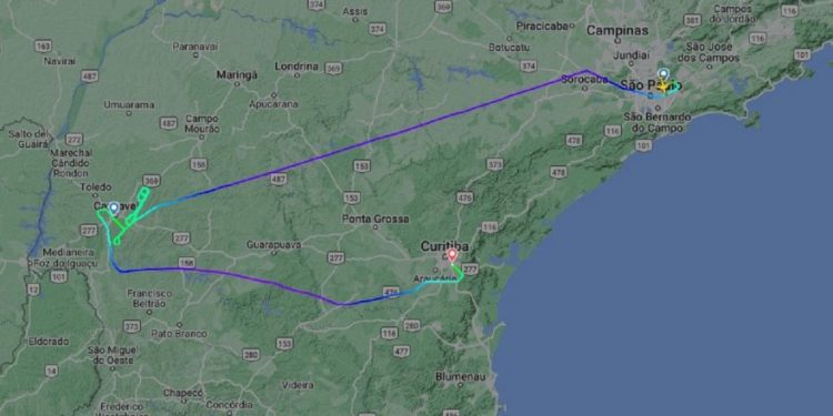 Avião da Gol não consegue pousar em Cascavel e precisa ir para Curitiba reabastecer