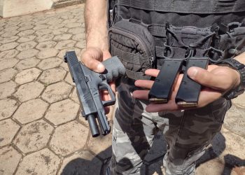 Choque prende dupla suspeita de assaltos em Foz do Iguaçu