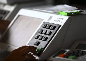 Mais de 156 milhões de brasileiros vão às urnas neste domingo, 02.