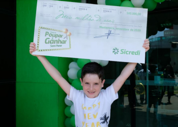 Campanha do Sicredi celebra mês da poupança com sorteio especial de meio milhão de reais