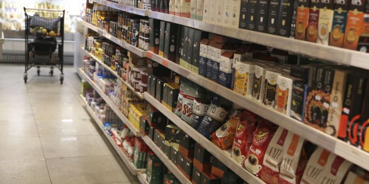 Novas regras para rótulos de alimentos entram em vigor